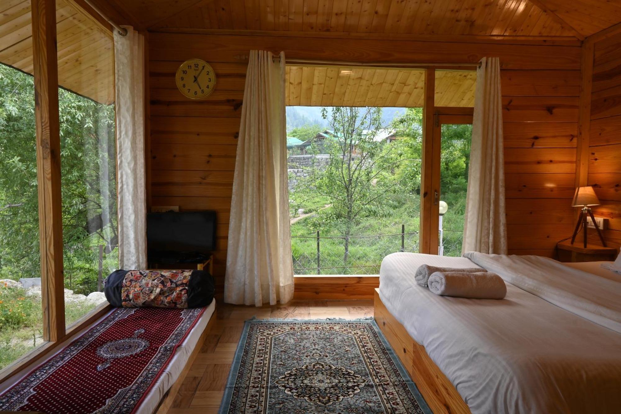 Bed and Breakfast Cascade Mountain Retreat Manali Exteriér fotografie