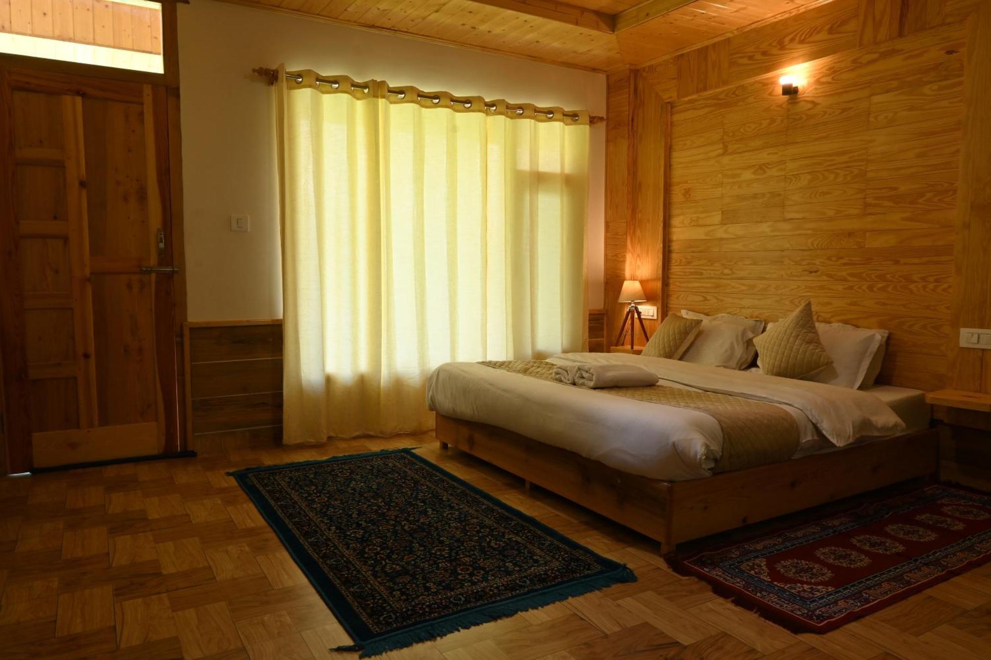 Bed and Breakfast Cascade Mountain Retreat Manali Exteriér fotografie