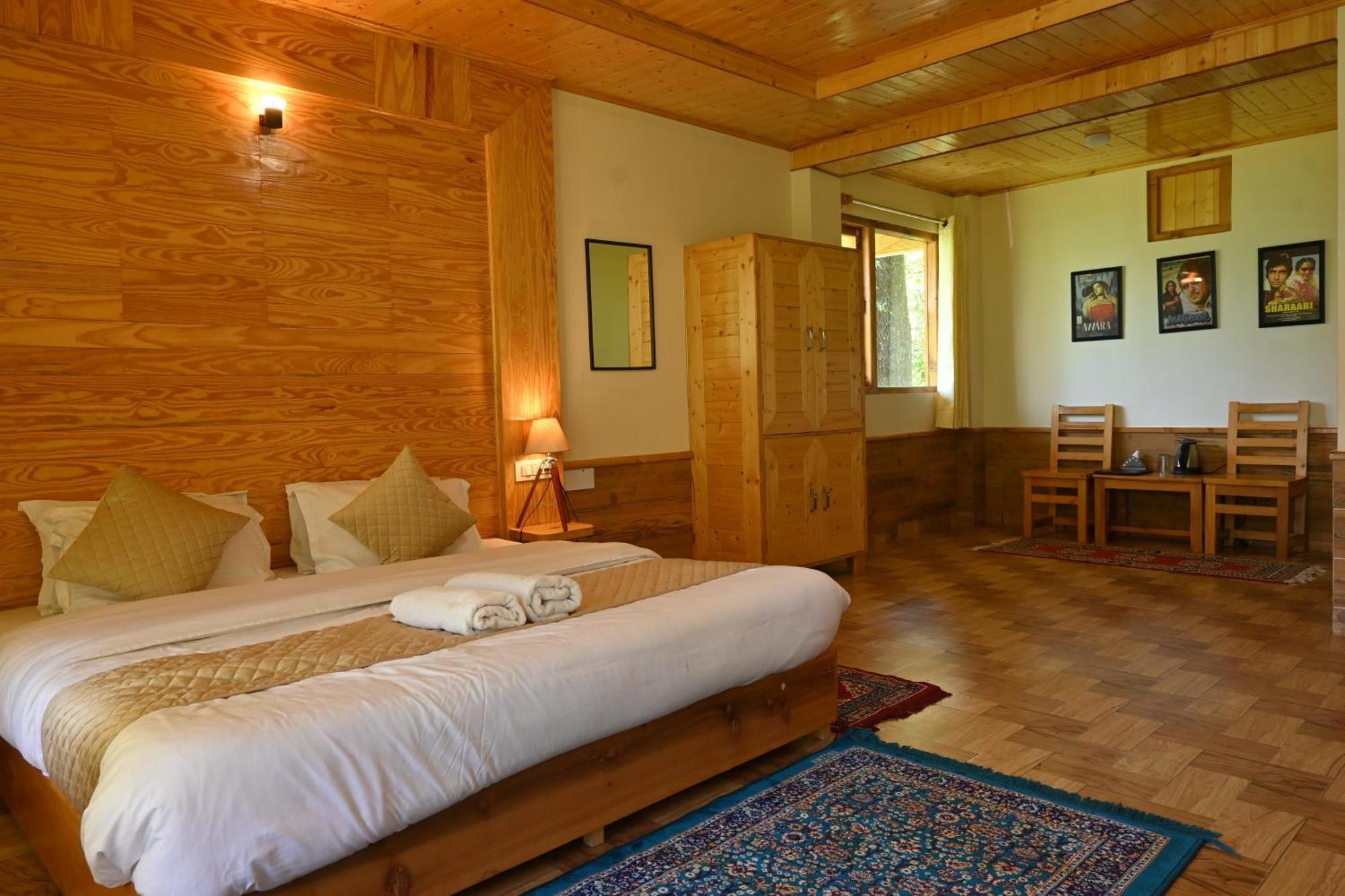 Bed and Breakfast Cascade Mountain Retreat Manali Exteriér fotografie