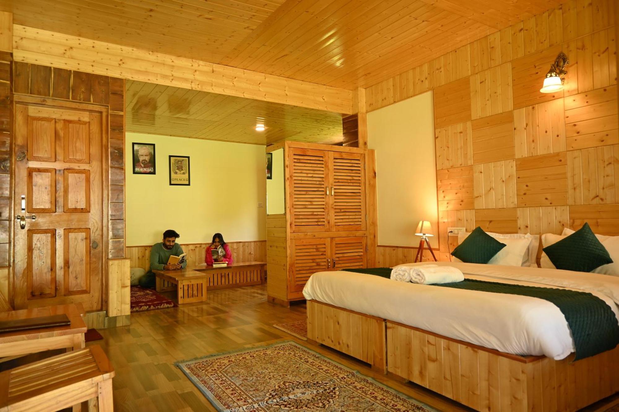 Bed and Breakfast Cascade Mountain Retreat Manali Exteriér fotografie