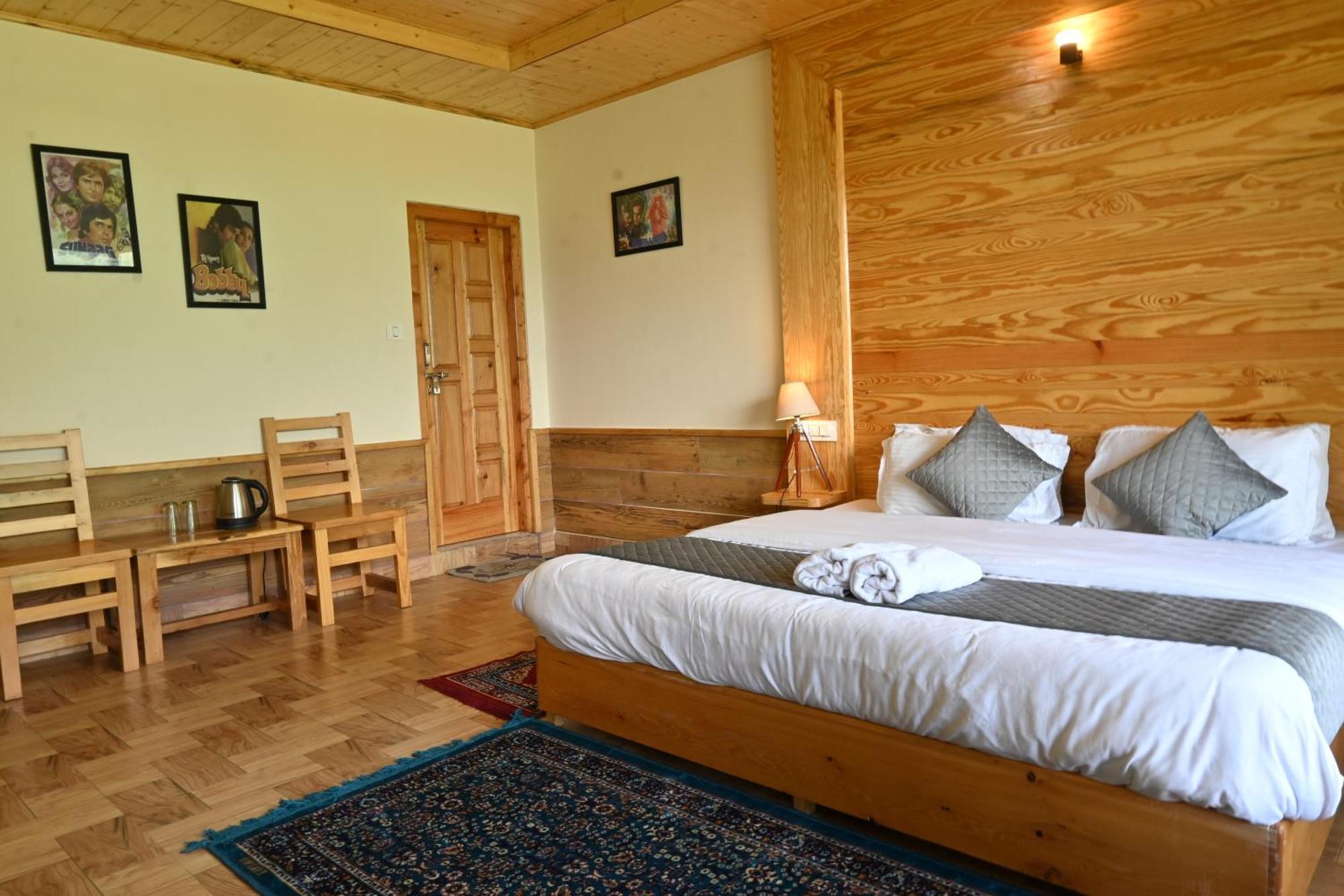 Bed and Breakfast Cascade Mountain Retreat Manali Exteriér fotografie