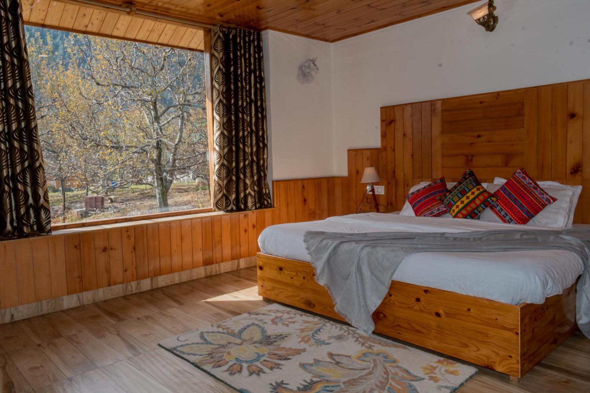 Bed and Breakfast Cascade Mountain Retreat Manali Exteriér fotografie